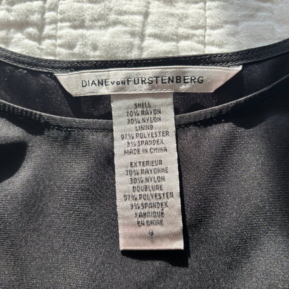 Sz2 Diane von Furstenberg Authentic Mini Black Lace Dress – Perfect LBD! - Picture 7 of 14